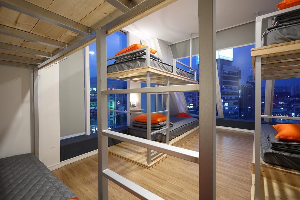 First Guesthouse Busan Chambre photo