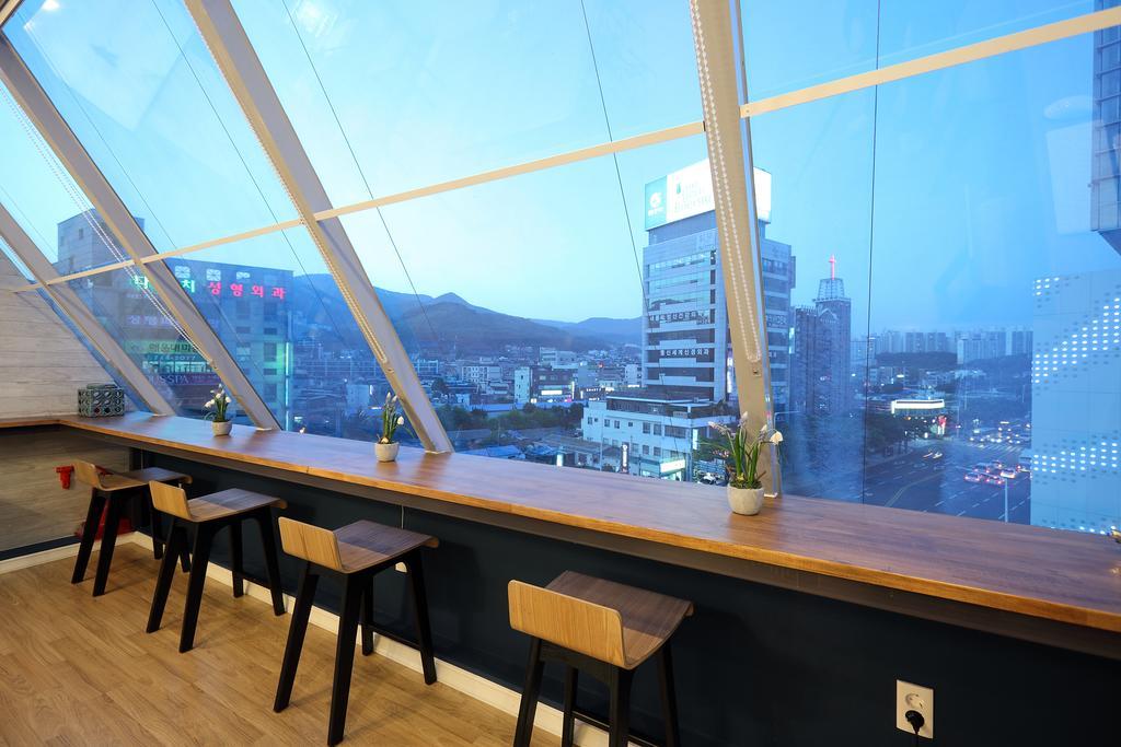 First Guesthouse Busan Extérieur photo