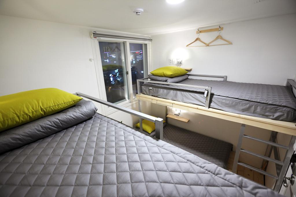 First Guesthouse Busan Chambre photo